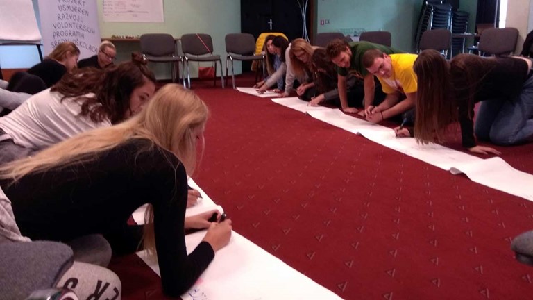 Održana edukacija „Rad s mladima“ za volontere/ke