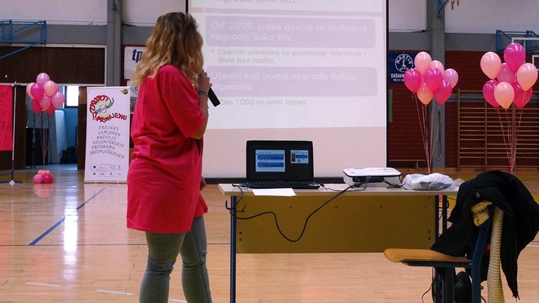 AMBIDEKSTER I OVE GODINE NIZOM AKTIVNOSTI OBILJEŽIO DAN RUŽIČASTIH MAJICA